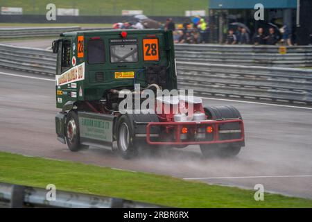 Andover, Großbritannien. 08. Juli 2023. Qualifizierung bei der British Truck Racing Championship auf dem Thruxton Circuit, Andover, Großbritannien, am 8. Juli 2023. Foto: Chris Williams. Nur redaktionelle Verwendung, Lizenz für kommerzielle Verwendung erforderlich. Keine Verwendung bei Wetten, Spielen oder Veröffentlichungen von Clubs/Ligen/Spielern. Kredit: UK Sports Pics Ltd/Alamy Live News Stockfoto