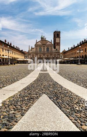 Herzogsplatz. Vigevano, Bezirk Pavia, Lombardei, Italien Stockfoto