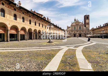 Herzogsplatz. Vigevano, Bezirk Pavia, Lombardei, Italien Stockfoto