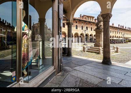 Herzogsplatz. Vigevano, Bezirk Pavia, Lombardei, Italien Stockfoto