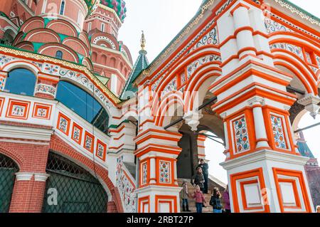 Russland, 11. März 2009, ein Detail der bunten Steeples in der Basilius-Kathedrale in Moskau, Russland Stockfoto