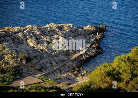 Punta de la Creueta vom Aussichtspunkt des Leuchtturms Cap de Salou (Tarragona, Katalonien, Spanien) ESP: Punta de la Creueta (Salou, España) Stockfoto