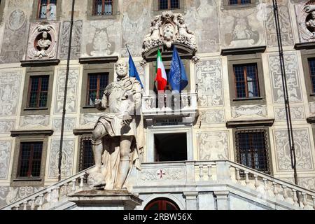 Das Scuola Normale Superiore ist ein historisches Gebäude in Pisa, eine berühmte öffentliche Universität in Italien, gegründet 1810 Stockfoto