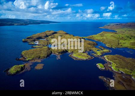 Vereinigtes Königreich, Schottland, Isle of Skye, Loch Dunvegan, Dunvegan Castle, Die Festung des Clans MacLeod seit dem 13. Jahrhundert Stockfoto