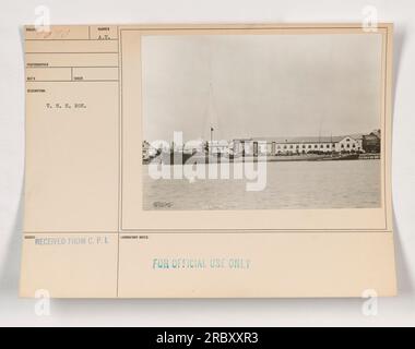 USA Navy Destroyer USS Roe im 1. Weltkrieg Dieses Foto wurde an Bord des Schiffes aufgenommen und nur für den offiziellen Gebrauch ausgestellt. Das Bild zeigt die Schiffsnummer, AU, und es wird vermerkt, dass es vom CPL-Labor empfangen wurde. Stockfoto
