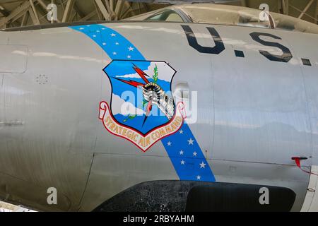 Nose Art auf einem mittleren USAF Boeing WB-47E Stratojet-Bomber im Museum of Flight Seattle Washington State USA Stockfoto