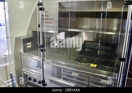 Achtergaleere mit der Boeing VC-137B „Air Force One“ Präsidentenflugzeug im Aviation Pavilion The Museum of Flight Seattle Washington State USA Stockfoto