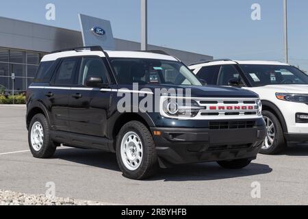 Muncie - 10. Juli 2023: Ford Bronco Ausstellung. Broncos sind als Basismodell erhältlich, oder Ford bietet bis zu 200 Zubehörteile für den Straßen- und Geländeeinsatz. Stockfoto