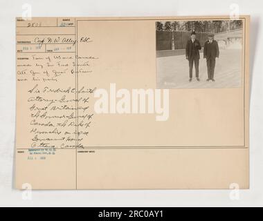 Sir Fred Smith, der Generalstaatsanwalt von Großbritannien, und der Generalgouverneur von Kanada, der Herzog von Devonshire, sahen Eislaufen im Government House in Ottawa, Kanada. Dieses Bild ist Teil der Tour von Sir Smith und seiner Gruppe im Februar 1918. Stockfoto