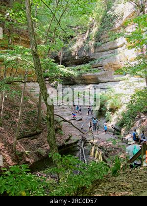 Oglesby, Illinois - 23. Juni 2023: Starved Rock State Park in IL mit natürlichen Canyons und Wasserfällen Stockfoto