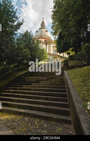 Heiligtum unserer Lieben Frau von Sameiro, wunderschöne Kirche auf dem Hügel. Braga Portugal. Juli 7 2023. Stockfoto