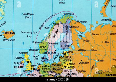 Weltkarte mit europa, Kontinent, Ländern und Ozeanen Stockfoto