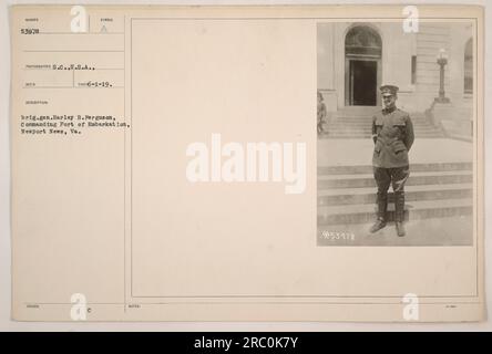 Brigg. General Harley B. Ferguson, kommandierender Hafen der Einschiffung, Newport News, VA, steht in Uniform. Dieses Foto wurde während des Ersten Weltkriegs aufgenommen. Stockfoto