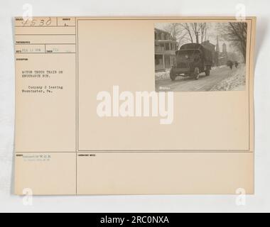 Das Bild zeigt einen Humber A. Motor Truck Train auf einer Ausdauerfahrt während des 1. Weltkriegs Kompanie 2 verlässt Westminster, Pennsylvania. Datum des Fotos ist der 18. Februar 1918. Dieses Foto wurde von W. C. D. an Photo Div Im Jahr 1910. In Labornotizen ist die Referenznummer des Fotos 4530 angegeben. Stockfoto