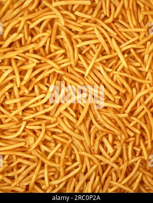 Nahbereichssortiment frische, knusprige pommes frites. Stockfoto
