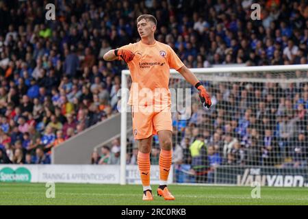 Chesterfield, Großbritannien. 11. Juli 2023. Chesterfield Torwart Harry Tyrer während des Chesterfield vs Sheffield Wednesday Drew Talbot Testimonial Match im SMH Group Stadium, Chesterfield, Großbritannien, am 11. Juli 2023 Credit: Every Second Media/Alamy Live News Stockfoto