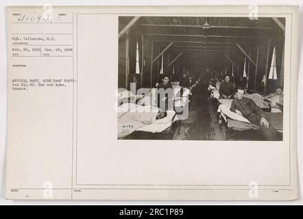 Foto einer medizinischen Station im Aube Camp Hospital Nr. 42, gelegen in Bar sur Aube, Frankreich während des Ersten Weltkriegs Das Bild zeigt Sergeant Vallanova vom S.C. Das Foto wurde am 26. Februar 1919 aufgenommen, und die Nummer des Fotografen ist 1094. Stockfoto