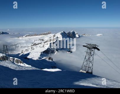 Seilbahn zum Titlis, Berggipfel Stockfoto