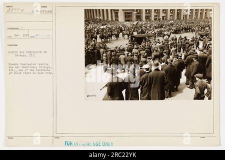 Die französische Kriegskommission verlässt das Art Institute in Chicago, Illinois, im Februar 1918. Dieses Bild zeigt einen der Vorfälle während ihres Besuchs in der Stadt. Dieses Foto ist Subjekt Nummer 85996 und wurde von einem inoffiziellen Fotografen aufgenommen. Es ist nur für den offiziellen Gebrauch bestimmt. Stockfoto