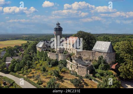 Aus der Vogelperspektive, Schloss Zwernitz, ursprünglich Mitte des 12. Jahrhunderts. Gegenwärtige Erscheinung aus dem 16. Und 17. Jahrhundert, erbaut im Felsgarten von Sanspareil, englisch Stockfoto