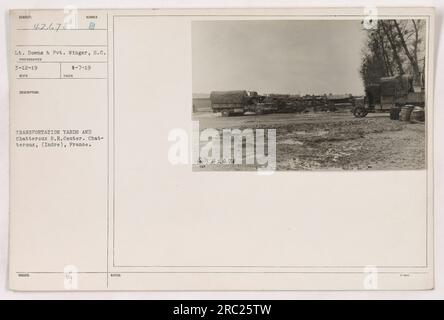 Lieutenant Downs und Gefreiter Winger vom Signalkorps auf einem Foto, aufgenommen am 12. März 1919. Der Standort sind die Transportplätze und das Chatteroux Railroad Center in Chatteoux, Frankreich. Dieses Bild wurde von Juli bis September 1919 herausgegeben, mit zusätzlichen Anmerkungen als 42678. Stockfoto