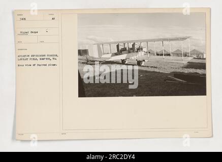 Rückansicht eines Caproni-Flugzeugs an der Aviation Experiment Station, Langley Field, Hampton, Virginia. Dieses Foto wurde vom Signalkorps aufgenommen und vom Reed Desorption Syndicate herausgegeben. Die Identifikationsnummer für dieses Foto lautet 03426. Stockfoto