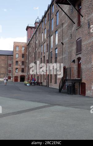 Externe Aufstockung der kürzlichen Restaurierung der Flaxmill Shrewsbury Maltings. Das Gebäude war das weltweit erste Gebäude mit Eisenrahmen. Stockfoto