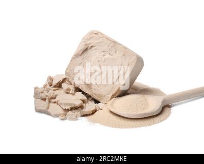 Presshefe und granulierte Hefe, auf weiß isoliert Stockfoto