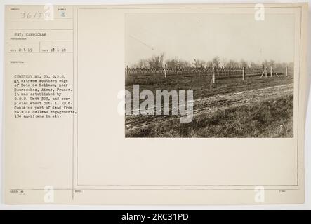 Sergeant Carno, der Fotograf, hat dieses Bild am 12. Januar 1918 aufgenommen. Das Foto zeigt den Sumber-Friedhof Nr. 70 in Aisne, Frankreich, in der Nähe von Bouresches. Der Friedhof wurde von G.R.S. errichtet Einheit 303 um den 1. Oktober 1918. Hier sind die Überreste von 130 amerikanischen Soldaten, die während der Bois de Belleau-Verhaftungen getötet wurden. Stockfoto