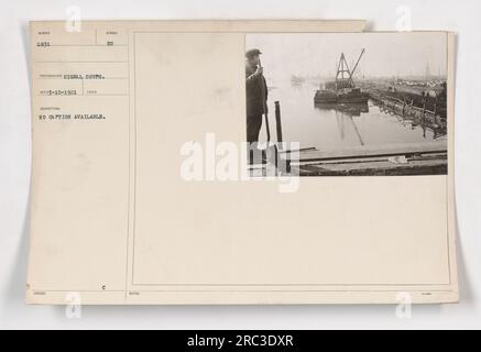 Foto 111-SC-1831 wurde am 10. März 1921 von einem Fotografen des Signalkorps aufgenommen. Leider ist keine Beschriftung verfügbar, um eine Beschreibung des im Bild erfassten Inhalts bereitzustellen. Diese Information wurde vom Bureau of Notes mit dem C-Symbol herausgegeben. Stockfoto