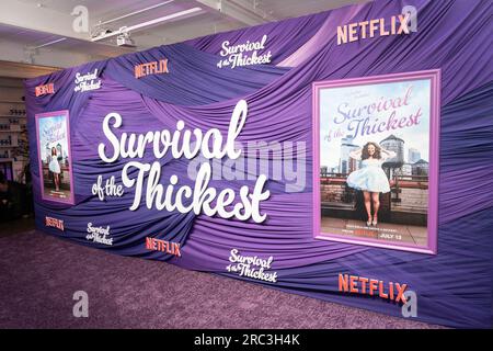 11. Juli 2023, New York, New York, USA: Dekorationen für die New Yorker Premiere von Netflix ''Survival of the Thickest'' bei Metrograph (Kreditbild: © Lev Radin/Pacific Press via ZUMA Press Wire) NUR REDAKTIONELLE VERWENDUNG! Nicht für den kommerziellen GEBRAUCH! Stockfoto