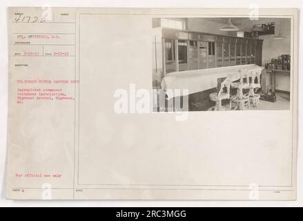 CPL Steiniger, ein Fotograf, hat dieses Bild (111-SC-41723) am 13. Februar 1919 aufgenommen. Auf dem Foto ist eine unvollständige permanente Telefoninstallation in Edgewood Arsenal in Edgewood, Maryland, dargestellt. Das System wurde nur für den offiziellen Gebrauch durch das Eastern Department des US-Militärs eingerichtet. Stockfoto