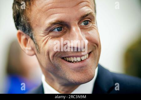 Vilnius, Litauen. 12. Juli 2023. Emmanuel Macron, Präsident Frankreichs, wurde auf dem NATO-Gipfel in Vilnius, Litauen, fotografiert. Vilnius, 07/12/2023. Kredit: dpa/Alamy Live News Stockfoto