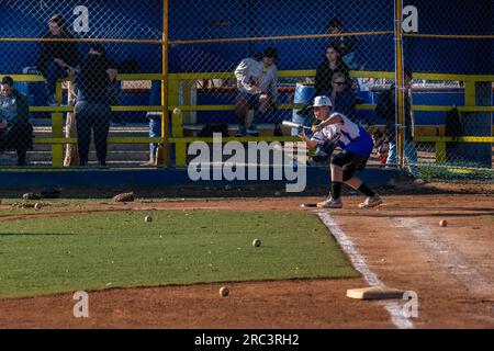 San Diego, USA. 15. Juni 2023. Spieler für das All-Star-Team der Little League in Tijuana vor dem mexikanischen Little-League-Turnier, Tijuana, 15. Juni 2023. (Matthew Bowler/KPBS/Sipa USA) **KEIN VERKAUF IN SAN DIEGO-SAN DIEGO OUT** Guthaben: SIPA USA/Alamy Live News Stockfoto