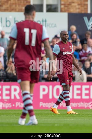 Borehamwood, Hertfordshire, London, England, 10. Juli 2023. Angelo Ogbonna von West Ham während des Borehamwood Football Club V West Ham United Football Club im Meadow Park, der sich vor der Saison sehr wohl fühlt. (Bild: ©Cody Froggatt/Alamy Live News) Stockfoto