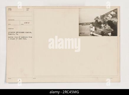 Luftaufnahme der Aviation Experiment Station in Hampton, VA, aufgenommen am 3. September 1917. Das Foto wurde aus einer Höhe von 1500 Metern aufgenommen. Dieses Bild zeigt die Quartiere der Station aus der Überkopfperspektive. Das Foto ist als NUMATO 3848 indiziert. Stockfoto