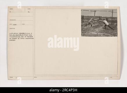 Captain Mills Kitchen von den USA und Sergeant Major Madden von der britischen Armee demonstrierten den Einsatz des Bajonetts im Ersten Weltkrieg Dieses Foto zeigt die Soldaten mit Techniken, die von ihren jeweiligen Armeen gelehrt wurden. Bildunterschrift: Captain Mills Kitchen (USA) und Sergeant Major Madden (Britische Armee) demonstrieren im 1. Weltkrieg ihre Bajonettkunst. Stockfoto