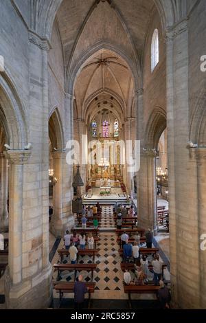 Innenansicht der Kirche San Gil, Burgos, Spanien Stockfoto