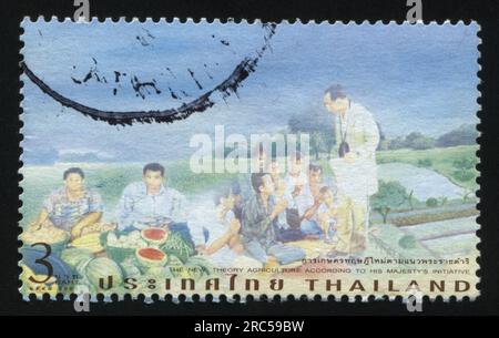 RUSSLAND KALININGRAD, 31. MAI 2016: Stempel gedruckt von Thailand, Shows gewidmet dem König Bhumibol Adulyadej Neue Theorie der Landwirtschaft, um 2005 Stockfoto