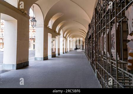 Turin, Italien - 27. März 2022: Das Teatro Regio, Royal Theatre ist ein bekanntes Opernhaus und Opernunternehmen in Turin, Piemont, Italien. Stockfoto