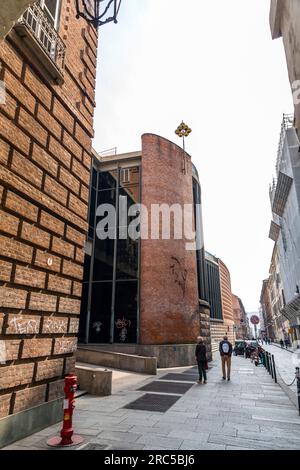 Turin, Italien - 27. März 2022: Das Teatro Regio, Royal Theatre ist ein bekanntes Opernhaus und Opernunternehmen in Turin, Piemont, Italien. Stockfoto