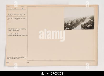 Ein Foto von Lieutenant E.N. Jackson von Sig.R.C. Aufgenommen am 9. März 1918 in Camp Kearny, Linda Vista, Kalifornien. Das Bild zeigt eine Überprüfung durch die Geschäftsbereiche, wobei ein Zubringer vorbeifährt. Das Foto wurde zensiert und am 28. März 1918 von W.C.D.' Stockfoto