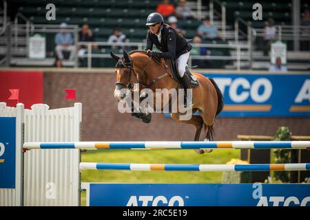 Paul O'Shea aus Irland nimmt am Rolex North American Grand Prix in Spruce Meadows Teil. Stockfoto