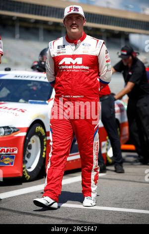 Hampton, GA, USA. 8. Juli 2023. Der NASCAR Xfinty Driver, Sheldon Creed (2), kommt auf die Rennstrecke, um sich für die Alsco Uniformen 250 auf dem Atlanta Motor Speedway in Hampton GA zu qualifizieren. (Kreditbild: © Walter G. Arce Sr./ZUMA Press Wire) NUR REDAKTIONELLE VERWENDUNG! Nicht für den kommerziellen GEBRAUCH! Stockfoto