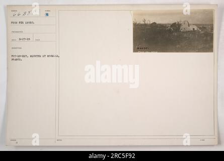 Amerikanische Soldaten stationiert in Fey-en-Hey, Meurthe et Moselle, Frankreich während des Ersten Weltkriegs. Dieses Foto mit der Nummer 66381 wurde von einem Fotografen von ETH ENGRS aufgenommen und mit zusätzlichen Anmerkungen zur Position und zum Datum des Bildes herausgegeben. Stockfoto