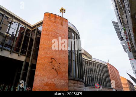 Turin, Italien - 27. März 2022: Das Teatro Regio, Royal Theatre ist ein bekanntes Opernhaus und Opernunternehmen in Turin, Piemont, Italien. Stockfoto