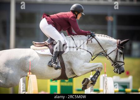 Shauna Cook of Canada nimmt am Rolex North American Grand Prix in Spruce Meadows Teil. Stockfoto