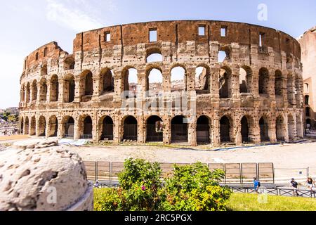 Rom, Italie. 12. Juli 2023. Colosseo, Colisée während des Hankook Rome ePrix 2023, 10. Tagung der ABB FIA Formel E Weltmeisterschaft 2022-23, auf dem Circuit Cittadino dell'EUR vom 14. Bis 16. Juli 2023 in Rom, Italien - Photo Bastien Roux/DPPI Credit: DPPI Media/Alamy Live News Stockfoto