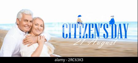 Banner für den Welttag der Senioren mit glücklichen älteren Ehepaaren im Sea Resort Stockfoto