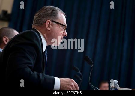 Washington, Usa. 12. Juli 2023. Leitender Berater des Directors of National Drug Control Policy Kemp Chester sagt während einer Anhörung des House Homeland Security SubCommittee on Border Security and Enforcement über Fentanyl und die Südwestgrenze der USA aus Capitol in Washington, DC, am Mittwoch, den 12. Juli 2023. Foto: Bonnie Cash/UPI Credit: UPI/Alamy Live News Stockfoto